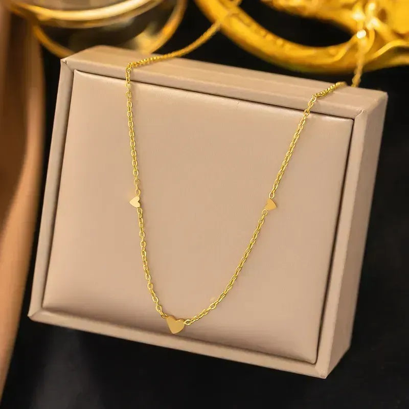 Goldherzen-Halskette aus Edelstahl