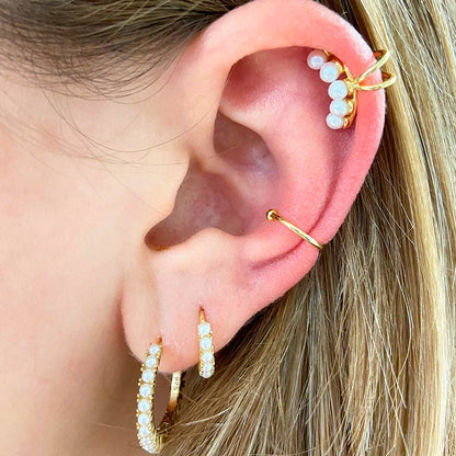 925 Sterling Silver EarCuff Earrings with natural pearl stones and 18 Kt Gold plating. Pretty