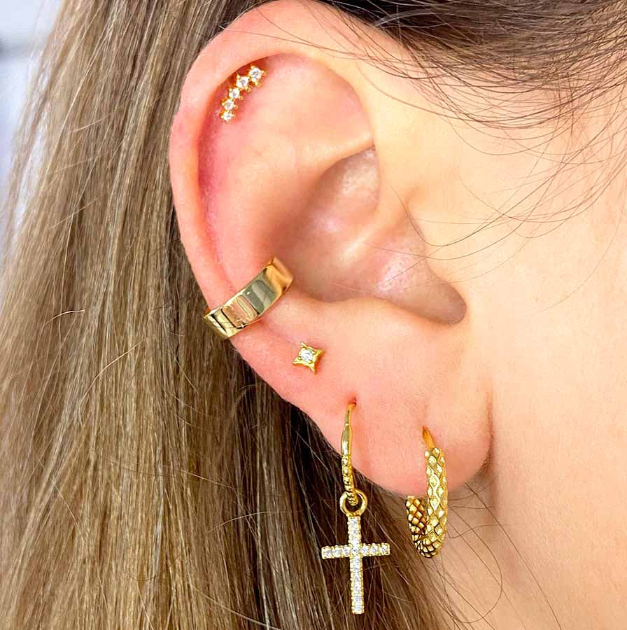 Boucles d'oreilles avec croix de pierres de zircon en argent 925