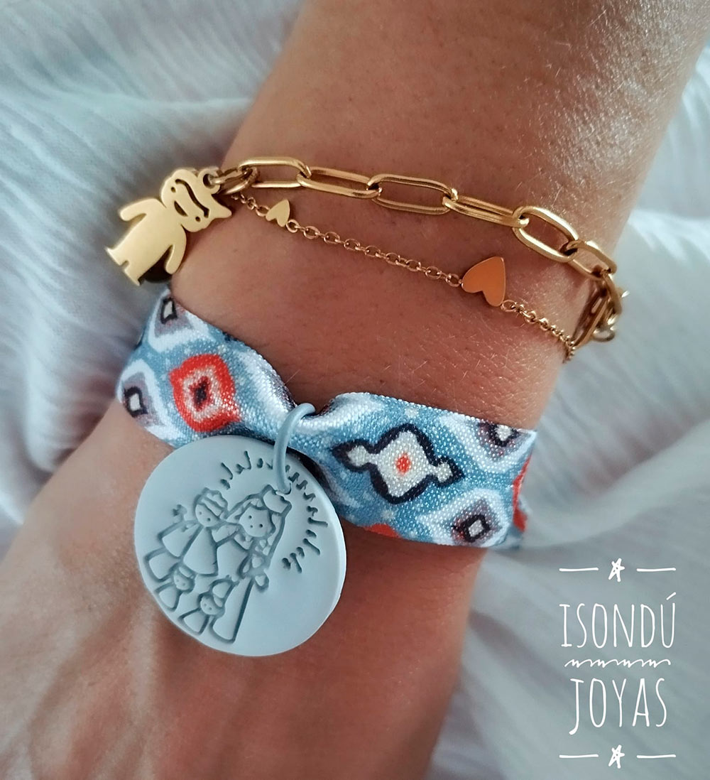 Pulsera Elástica Unisex con medalla en Arcilla Polimérica