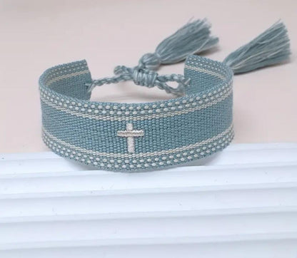 Bracelet en coton tissé détail croix communion/baptême